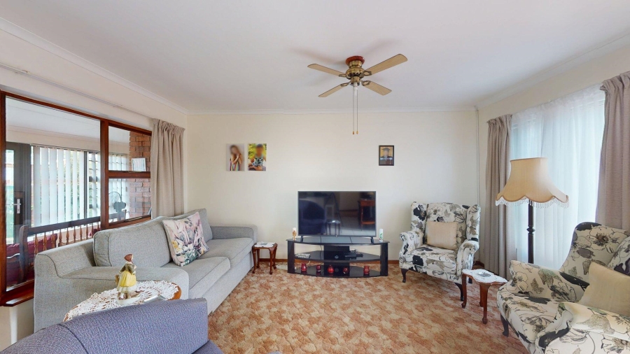 2 Bedroom Property for Sale in Sherwood Eastern Cape